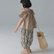 Load image into Gallery viewer, BB2415PA-Spring and summer girls diamond check pleated three-quarter bloomers