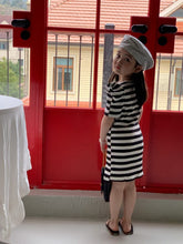 將圖片載入圖庫檢視器 061301DS-夏款女童泡泡袖條紋短袖連衣裙