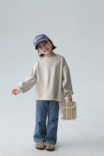 Load image into Gallery viewer, <Taiwan Pavilion> BB2443PA-Autumn and Winter Japanese Style Girls Flared Jeans