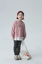 Load image into Gallery viewer, <Taiwan Pavilion> BB2431PCW-Autumn and Winter Japanese Style Boys and Girls Fake Two-piece Letter Printed Tops