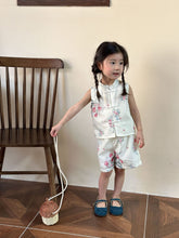 將圖片載入圖庫檢視器 Y7233TG-夏裝復古中國風花朵無袖盤扣上衣+短褲兩件套