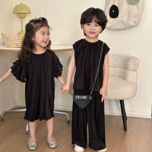 Load image into Gallery viewer, X85108JG-Summer thin accordion pleated girls' nightdress & boys' vest trousers set home clothes