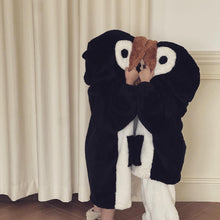 將圖片載入圖庫檢視器 D82252PCW-秋冬珊瑚絨可愛企鵝親子家居服套裝