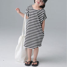 將圖片載入圖庫檢視器 BB-2423DS-日系條紋女童裙落肩連身裙親子裝