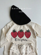 將圖片載入圖庫檢視器 <台灣館>AT24A015-Aosta秋款👕 **草莓T恤 (Strawberry T)**【正韓】