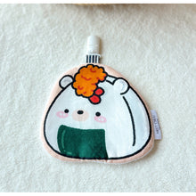 將圖片載入圖庫檢視器 <台灣館> | Meet Chuu |飯糰熊造型手帕 幼兒園必備 造型手帕 擦手巾 擦汗巾 手帕巾 手帕夾