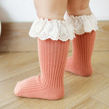 Load image into Gallery viewer, 31501AC- Spring and Autumn Lace Middle-Tube Boneless Glue Non-Slip Baby Socks (3 pairs minimum order can be mixed and matched)