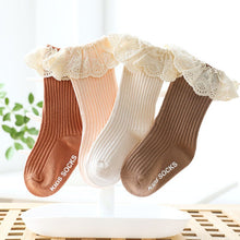 Load image into Gallery viewer, 31501AC- Spring and Autumn Lace Middle-Tube Boneless Glue Non-Slip Baby Socks (3 pairs minimum order can be mixed and matched)