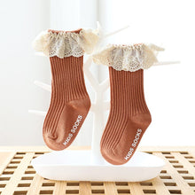 Load image into Gallery viewer, 31501AC- Spring and Autumn Lace Middle-Tube Boneless Glue Non-Slip Baby Socks (3 pairs minimum order can be mixed and matched)