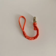 Load image into Gallery viewer, FG178AC-Korea ins lanyard anti-drop pacifier clip baby soothing teether pacifier chain baby elastic clip pacifier