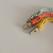 Load image into Gallery viewer, FG178AC-Korea ins lanyard anti-drop pacifier clip baby soothing teether pacifier chain baby elastic clip pacifier