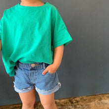 Load image into Gallery viewer, 23D183PA-Children's ins summer new casual children's pants Korean version messy personality raw edge boys and girls washed denim shorts
