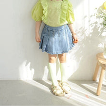 Load image into Gallery viewer, 23D256DS-Children's ins summer Korean style new skirt pants fashionable and stylish pleated personality girls denim skirt small high waist pants skirt