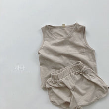 Load image into Gallery viewer, 1055PA-Retro Japanese Korean children's solid color shorts neutral Korean boys and girls striped hem hot pants loose shorts