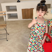 Load image into Gallery viewer, <Taiwan Pavilion> 2022X40TG-Korean version of boys and girls short-sleeved shorts two-piece children's flower suspender skirt brother and sister outfit (A2)