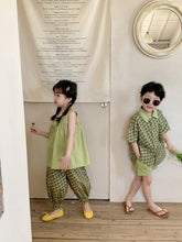 Load image into Gallery viewer, <Taiwan Pavilion> 2022X27TG-Korean version of boys and girls floral short-sleeved shorts two-piece set (A3)
