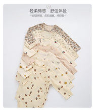 Load image into Gallery viewer, C21427LS-European and American style infant short-sleeved jumpsuit, new male and female baby summer clothes, triangle romper, crawling clothes