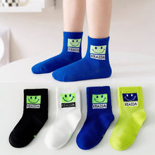 Load image into Gallery viewer, WH0307AC- Spring and Autumn Thin Big Kids Baby Letter Middle Socks (4 in a Set)
