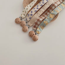 Load image into Gallery viewer, FG259AC-2022 New Korean ins series pure handmade baby pacifier clip pacifier chain anti-drop chain