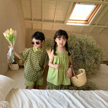 Load image into Gallery viewer, <Taiwan Pavilion> 2022X27TG-Korean version of boys and girls floral short-sleeved shorts two-piece set (A3)