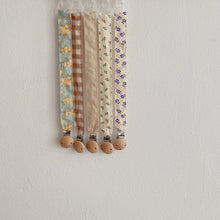 Load image into Gallery viewer, FG259AC-2022 New Korean ins series pure handmade baby pacifier clip pacifier chain anti-drop chain