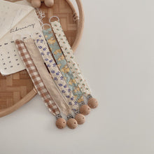 Load image into Gallery viewer, FG259AC-2022 New Korean ins series pure handmade baby pacifier clip pacifier chain anti-drop chain