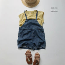 Load image into Gallery viewer, 1127LS-Soft denim ~ Korean children's clothing summer children's denim suspender shorts boys and girls adjustable jumpsuit
