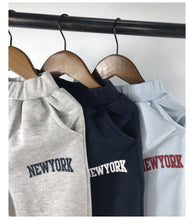 Load image into Gallery viewer, 23D854TG-Children's 2022 Spring and Autumn New Boys and Girls Korean Fashion Letter Printed Long Sleeve Pullover Cotton Sweater Trousers Set