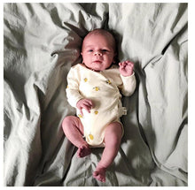 Load image into Gallery viewer, C21427LS-European and American style infant short-sleeved jumpsuit, new male and female baby summer clothes, triangle romper, crawling clothes