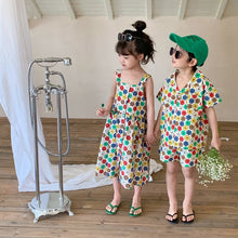 Load image into Gallery viewer, <Taiwan Pavilion> 2022X40TG-Korean version of boys and girls short-sleeved shorts two-piece children's flower suspender skirt brother and sister outfit (A2)