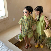 Load image into Gallery viewer, <Taiwan Pavilion> 2022X27TG-Korean version of boys and girls floral short-sleeved shorts two-piece set (A3)