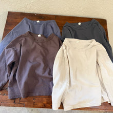 Load image into Gallery viewer, C81337SE-Spring and Autumn Loose Basic Long Sleeve Cotton Top