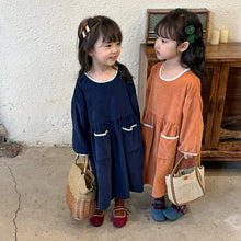 Load image into Gallery viewer, C81316DS-Spring Girls Corduroy Double Pocket Long Sleeve Dress