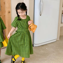 Load image into Gallery viewer, <Taiwan Pavilion> 2022X81TG-Boys and girls Korean style solid color plaid short-sleeved shorts two-piece set (A2)
