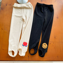 Load image into Gallery viewer, Q90998PA-Girls' foot-stepping leggings for outer wear 2022 new spring and autumn children's pantyhose stylish casual baby pants