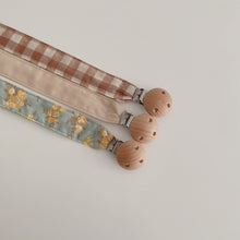 Load image into Gallery viewer, FG259AC-2022 New Korean ins series pure handmade baby pacifier clip pacifier chain anti-drop chain