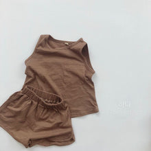 Load image into Gallery viewer, 1055PA-Retro Japanese Korean children's solid color shorts neutral Korean boys and girls striped hem hot pants loose shorts