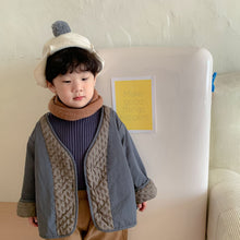 Load image into Gallery viewer, D91056SE-Reversible quilted long-sleeved double-pocket button-down jacket for autumn and winter