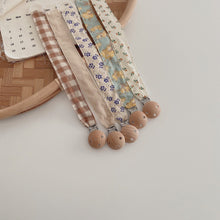 Load image into Gallery viewer, FG259AC-2022 New Korean ins series pure handmade baby pacifier clip pacifier chain anti-drop chain