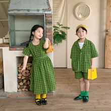 Load image into Gallery viewer, <Taiwan Pavilion> 2022X81TG-Boys and girls Korean style solid color plaid short-sleeved shorts two-piece set (A2)