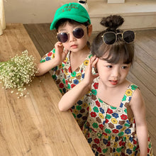 Load image into Gallery viewer, <Taiwan Pavilion> 2022X40TG-Korean version of boys and girls short-sleeved shorts two-piece children's flower suspender skirt brother and sister outfit (A2)