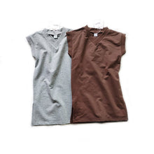 Load image into Gallery viewer, 22075PCW- Japanese-style parent-child outfit for autumn and winter, terry open X vest skirt