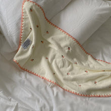 Load image into Gallery viewer, WH92602AC-Cute soft coral fleece towel cartoon embroidered bear strawberry super absorbent face towel no lint face towel