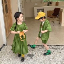 Load image into Gallery viewer, <Taiwan Pavilion> 2022X81TG-Boys and girls Korean style solid color plaid short-sleeved shorts two-piece set (A2)