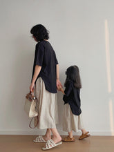 Load image into Gallery viewer, <Taiwan Pavilion> BB-2209SE-New Spring and Summer Children's Clothing Japanese Style Boys and Girls Solid Color Arc Short Sleeve T-shirt Parent-child Outfit (A3)