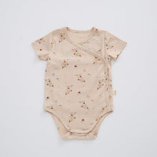 Load image into Gallery viewer, C21427LS-European and American style infant short-sleeved jumpsuit, new male and female baby summer clothes, triangle romper, crawling clothes