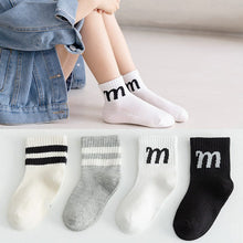 Load image into Gallery viewer, WH0307AC- Spring and Autumn Thin Big Kids Baby Letter Middle Socks (4 in a Set)