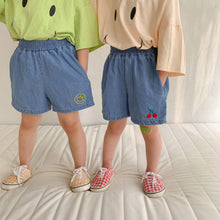 Load image into Gallery viewer, X90239PA-Children's summer denim shorts thin boys and girls baby 2022 new Korean embroidery loose denim 4-point pants