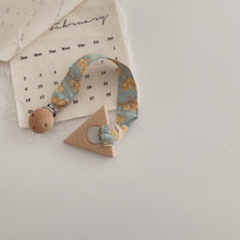 Load image into Gallery viewer, FG259AC-2022 New Korean ins series pure handmade baby pacifier clip pacifier chain anti-drop chain