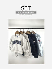 Load image into Gallery viewer, 23D854TG-Children's 2022 Spring and Autumn New Boys and Girls Korean Fashion Letter Printed Long Sleeve Pullover Cotton Sweater Trousers Set